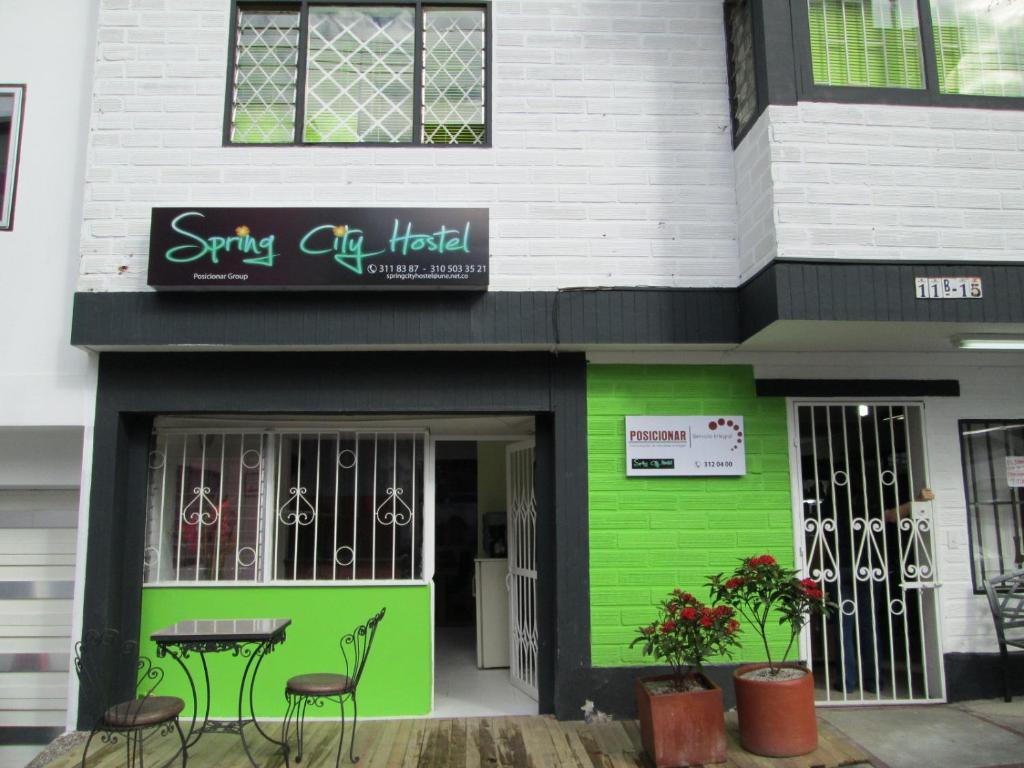 Spring City Hostel Medellín Eksteriør bilde