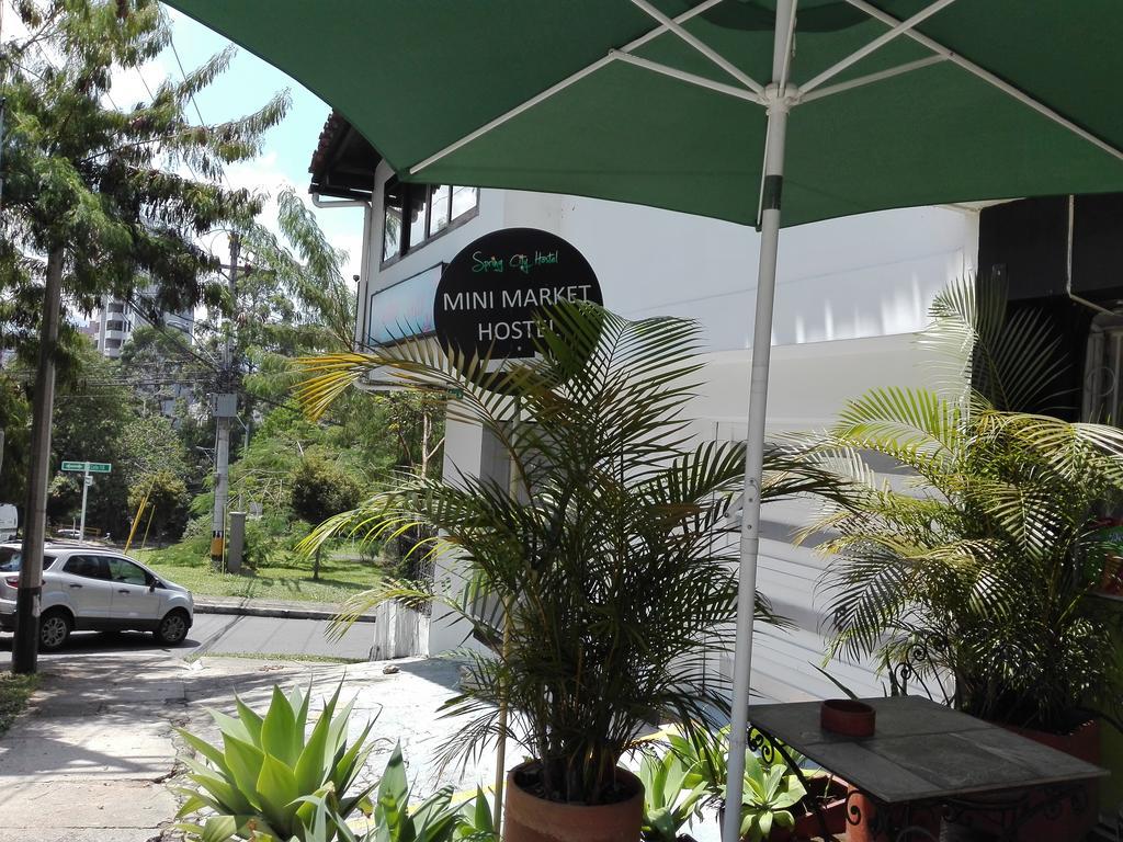 Spring City Hostel Medellín Eksteriør bilde