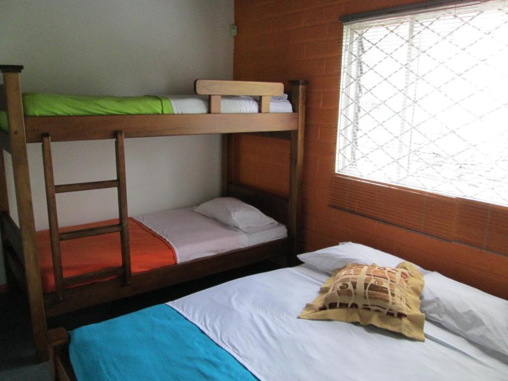 Spring City Hostel Medellín Eksteriør bilde