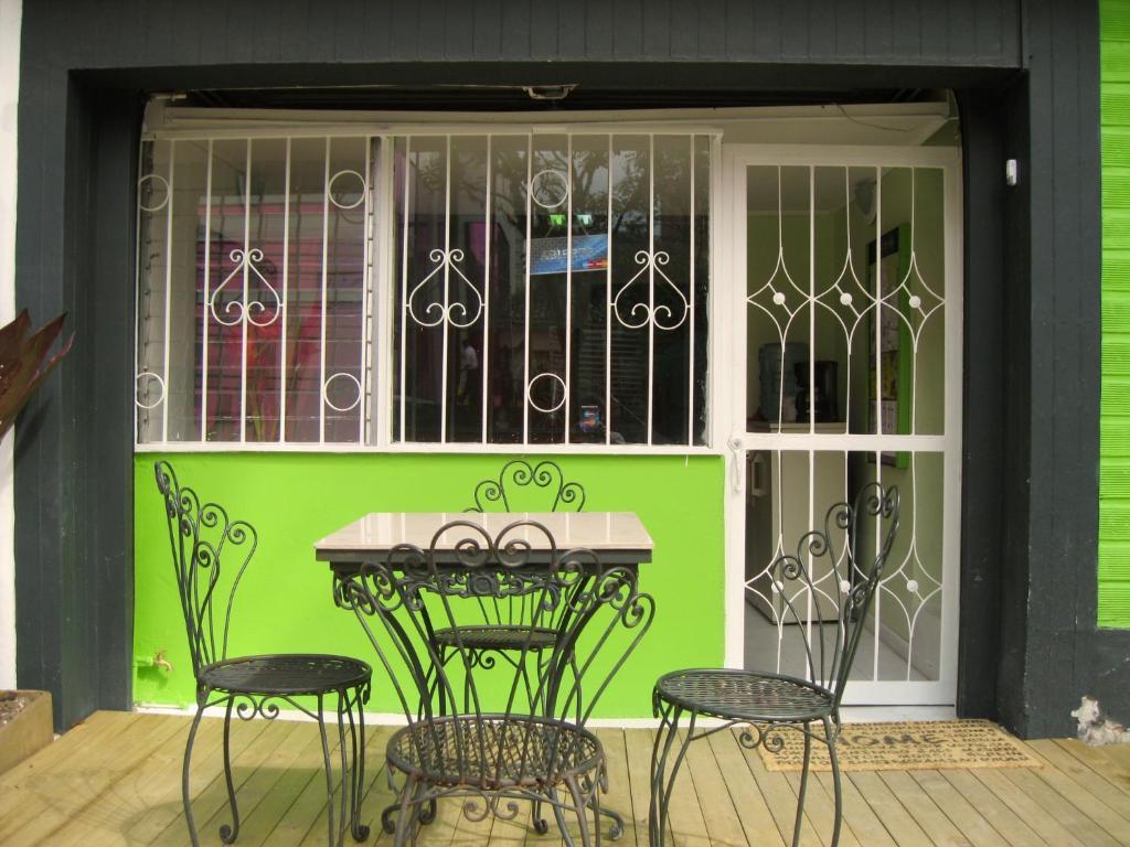 Spring City Hostel Medellín Eksteriør bilde