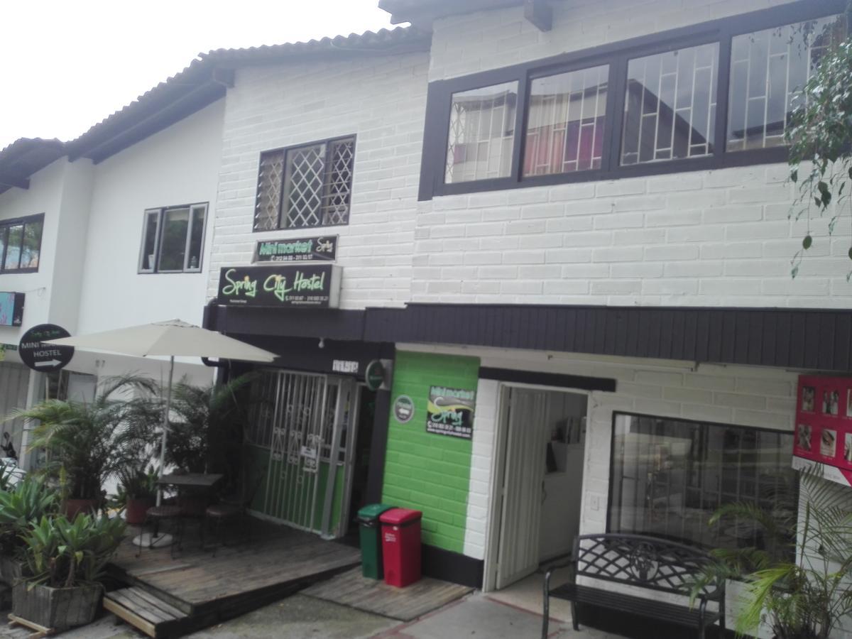 Spring City Hostel Medellín Eksteriør bilde