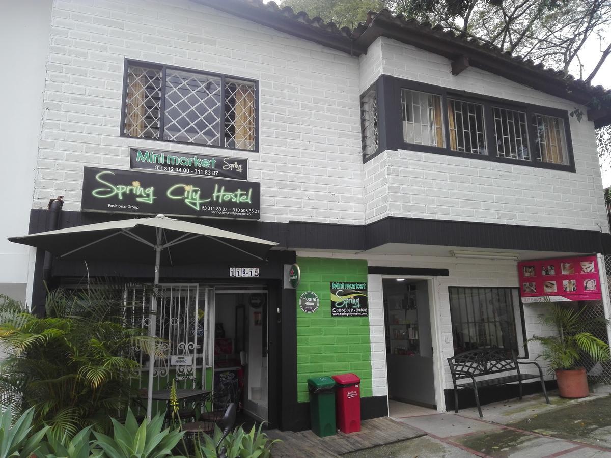 Spring City Hostel Medellín Eksteriør bilde