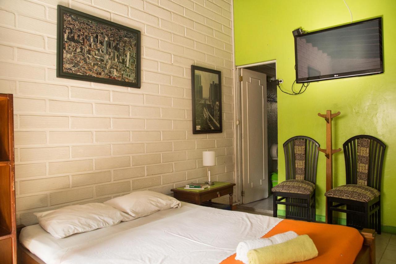 Spring City Hostel Medellín Eksteriør bilde